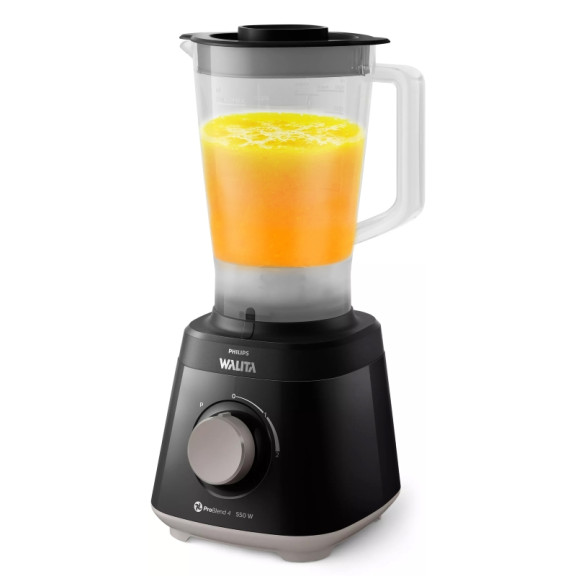 La licuadora Walita presenta una potencia de 550 vatios, lo que garantiza un rendimiento eficiente al triturar y mezclar ingredientes. Su vaso de plástico tiene una capacidad de 1.5 litros, suficiente para preparar porciones adecuadas de batidos, jugos o mezclas para varias personas. La licuadora ofrece dos velocidades ajustables y una función de pulso, permitiendo un control preciso sobre la textura y la consistencia de los alimentos. Además, está equipada con la tecnología ProBlend 4, que optimiza el proceso de mezcla mediante cuchillas diseñadas

Potencia: 550W para un rendimiento eficiente.
Tecnología ProBlend 4: Cuchilla en estrella para mezclas homogéneas.
Capacidad: Vaso de plástico de 1.5L.
Velocidades: 2 velocidades + función "Pulso" para triturar hielo.
Función Mayonesa: Tapa para verter aceite gradualmente.
Materiales libres de BPA: Seguridad y durabilidad