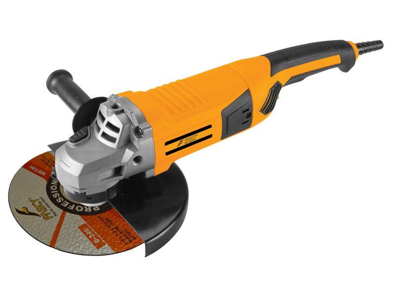 La Amoladora angular FASCY es una herramienta de uso profesional diseñada principalmente para cortar metales, cerámicas, hormigón, piedra y ladrillos, además se puede acoplar diversos accesorios como cepillos metálicos, disco flap etc., para desbaste, limpieza y lijado de metal, madera, plástico y piedra. Es la herramienta ideal para utilizar en herrerías, metalúrgicas y construcción en general.

Modelo: FA3123
Diámetro de disco: 230mm (9")
Eje: M14
Potencia: 2000W
Voltaje: 220V 50/60Hz
Velocidad: 6500 r.p.m